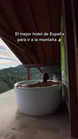 El mejor hotel de montaña en España⛰️❤️. Te gustaría ir con alguien?  #hotelesconencanto #huesca #planesdepareja #planromantico #montaña #hotelesespaña #jacuzzi #alojamientosconencanto #ordesa #parati 