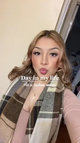 From girls night out to mommy brunch days #sahm #bresstfeeding #momtok 