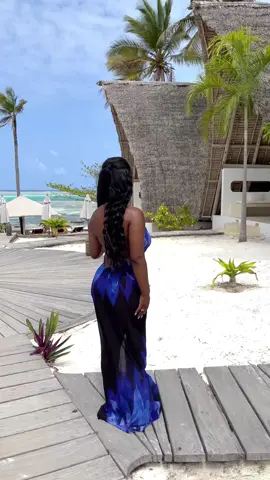 This dress is everything 💙 #holidayoutfit #zanzibar #vacation #dress #blackgirlmagic 