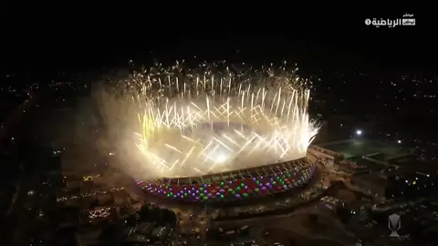 مشهد مبهر للألعاب النارية في ستاد هزاع بن زايد بعد فوز #الشارقة بالكأس الأغلى