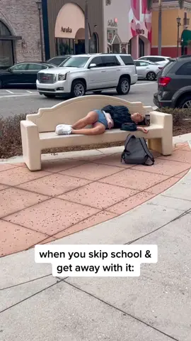 When you skip school & get away with it;) #school #skip #mom #mall #run
