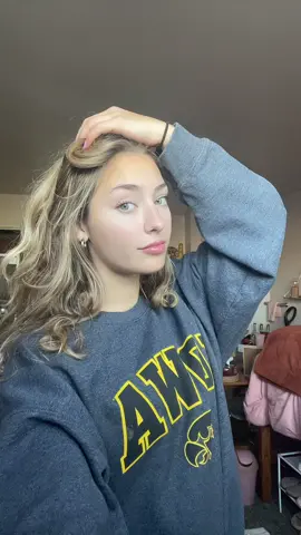 ok i’ll shutup now🫡 stg. #fyp #fakebody #im19tiktok 