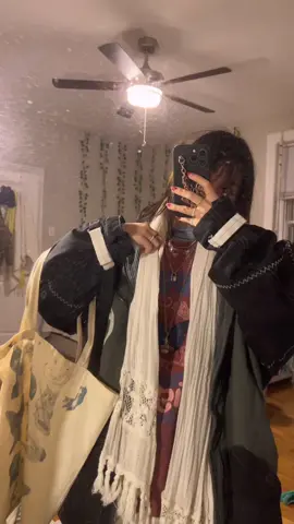 woke up at 4am to go stargazing #grungefashion #OOTD #stargazing #pumpkincinnamonrolls 