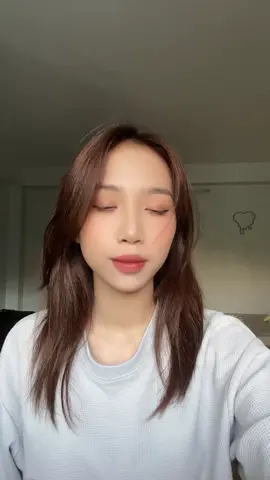 Ko có ai bấm cho mà nhỡ chớp mắt ui😂