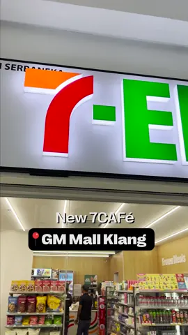 Kami OK je tau kalau nak bayar guna duit syilling! 🤭 Asalkan korang datang GM Klang ok! Banyak nak buat raso raso kat sini! 😋 #7ElevenMalaysia #Team7E #7CAFé