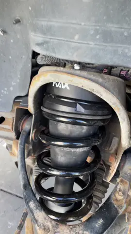 Got the 3 inch leveling kit from @suncentauto_official use code HAUL for 12% off your car parts. #suncentautopartner #suncentauto #struts #liftkit #squattedtrucks #squatted #chevy #silverado                     ………..