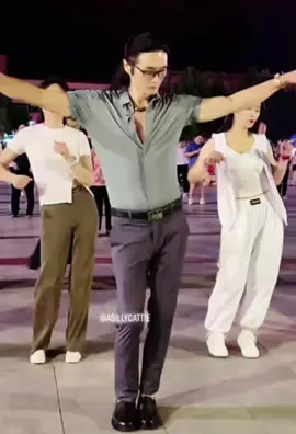 🎦 #fyp #fypシ #foryoupage #foryourpage #jiange #pourtoi #foryou #dance #dancer #viral #viraltiktok