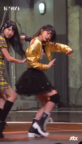 She looks so cute #fyp #lesserafim #antifragile #chaewon #chaewonfancam 