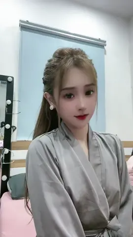 che che #thánhsoiđâunhỉ🙃 #gânquanlot #mup #lộsịp #gáikhôngmặcgiáp #númvú #xuhuong 