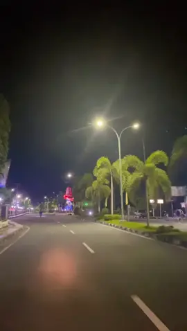 night ride kota Pariaman #TikTokForYouStage #MAKUKUBestGiftOfLove #pariaman #nightride #pariamanpunyo