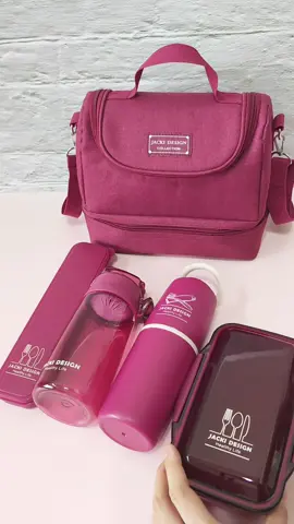 Coleção JOY✨ disponível em 4 lindas cores: Vinho, Cinza, Azul e Verde! 💖 Qual delas você prefere?  #marmitadodia #marmita #lançamento #coleçãonova #bolsatérmica #jackidesign #jackilovers