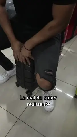 La maleta super resistente #yulay #viajeros #mexico 
