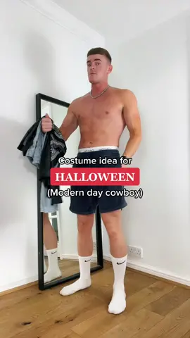 Halloween outfit idea for guys that wanna make and effort but not too much effort 😂🎃 #fypシ #xyzcba #mensfashion #fashion #halloween #halloweenoutfit 