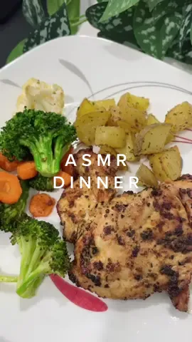 time for din-din🍗🥦🥕#asmr #asmrsounds #cooking #asmrfood #Foodie #DIY #EasyRecipe #fyp #foryoupage #satisfying #aesthetic 