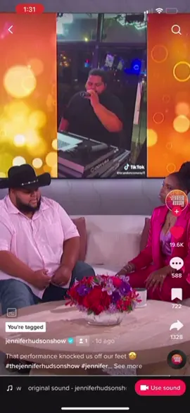 I’ve grown so much since this interview with #jenniferhudsonshow training, studio, new music, all the things every kid could dream of I’m doing now!!! This clip reminds me to keep pushing myself past even what I believe I can do!!!! 💪🏾#mondaymotivation #jenniferhudson #interview