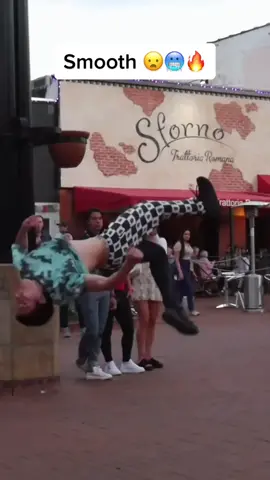 That was clean #bboy #breakdance #dancebattle #baile #viral #xyzbca #respect #hiphop #fypシ 