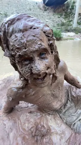 Daily life of a mud man
