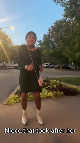 My niece is my minni mi, and my sister hates it😂😂 she couldnt stand my attitude now she has a minnie me😂 #FomotionalFinds #minime 