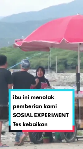IBU INI MENOLAK PEMBERIAN KAMI - Social Experiment - tes kebaikan  @royhusain362   #halalexplore #lanjutkandikamu #sekaranggiliranmulanjutkan #socialexperiment #socialexperiments #socialexperience #kotapalu #sulawesitengah #jumatberkah #sedekah #jumatberbagi #streetfood #soalpalu #infopalusulteng #infokotapalu #likepalu #kulinerpalu #kulinersulawesitengah #jajananpalu #jajananpasar #jajanankekinian #jajananviral #jajananhits #jajanankakilima #jajananenak #kakilima #lanjutkandikamu #borongmakanan #sedekahjumat #sedekahsubuh
