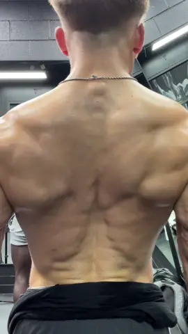 Christmas tree? #fyp #foryou #viral #Fitness 