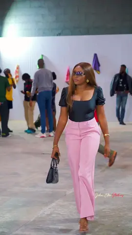 Street Fashion 7.0 🇳🇬❤️ drop the handles of the person(s) you recognize 🎥 @johneke_  #StreetFashion #streetfashionlagos #lagos #nigeria #StreetStyle #johneke #johnekestudios #nigerianfashion #lagosfashionweek