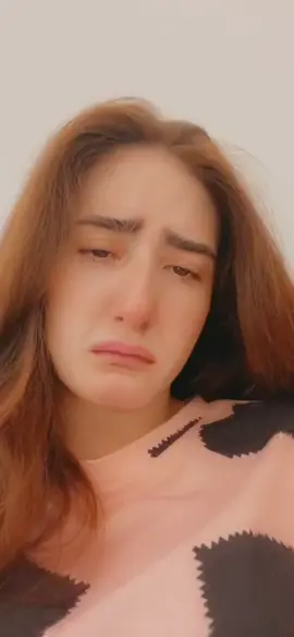 אני כבר חולמת צ׳, נושמת צ׳, אני מדברת צ׳, בקיצור הטיקטוק הפף אותי לאוהדת צ׳   אז אני לא יצביע צ׳???  @Hadar Muchtar 