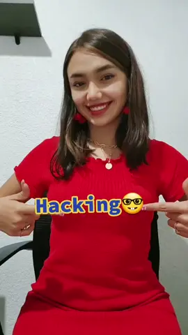 Lo que debes saber para iniciar en el mundo del hacking 👀🤓  #hackergirl #hacking #programacion #developer #hacker #AprendeEnTikTok #technogirl 