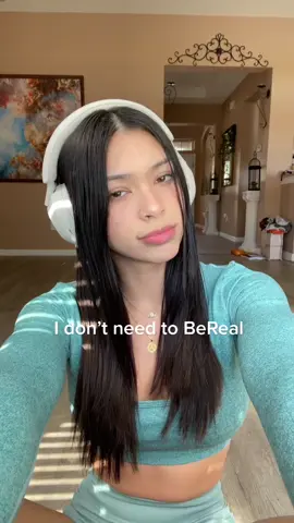 😠