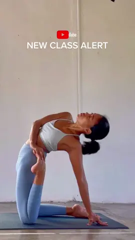 BackbendsFlow as requested!! Link in bio let’s move today, Tiktok fam!! #LearnItOnTikTok #tiktokfitph #tiktoksportsph #yoga #camelpose #backbend 