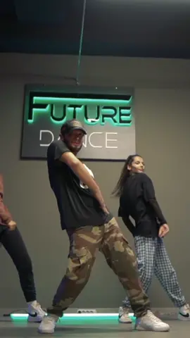 Ders sonu çekim  mi ??  🎥🤔 @turgay.er  #redeye #openstyles #redeyedancechallenge 