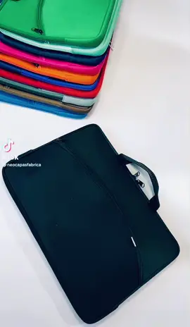 Bag Capa pasta Maleta case para Notebook, Chromebook, MacBook ir - Pro, Ultrabook, linha Gamer, etc….   Enviamos para todo brasil 🚚  Atacado e varejo 📦   Direto da fábrica 🏭  #capasparanotebook #bagparamacbook #neoprene #brindespersonalizados #empreendedorismo #shopee #mercadolivre #tiktokbrasil #divulgesuaempresaaqui #divulgesuamarca #neocapas 