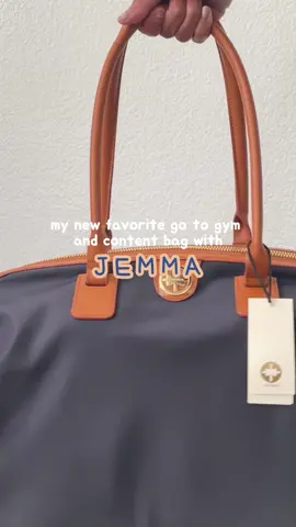 hey @JEMMA, i love this by the way 🥹✨so convenient :) #influencer #contentcreator #femalecontentcreator #jemmagirls #jemmagirlnyc #smallcreator #bags 