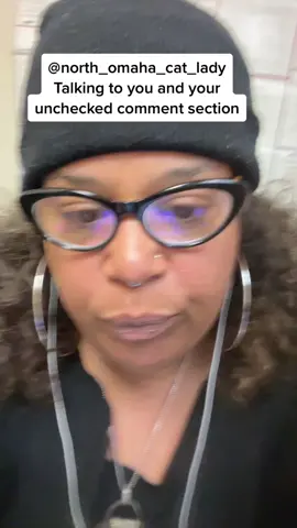 @north_omaha_cat_lady  are you SERIOUS #desireebstephens #makeshifthappen #letshavetheconversation #HealingJourney #Pathologizewhiteness #decolonize #antiracism #kanyewest 