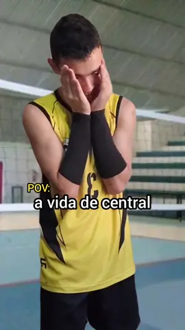 Corre o jogo todo 🤡🏐 #voleibol #volei #fy #viral 