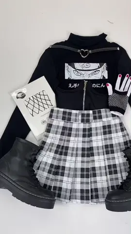 ¿Lo usarías? 🥺🖤   #aesthetic #egirl #naruto #anime #otaku #ropa 