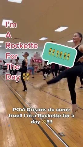 What a DAY!!! I got to be a Rockette at Radio City Music Hall 👯‍♀️ Thank you for having me @QVC !! Stay tuned for some more fun holiday events with QVC including their non-stop holiday shopping event November 5 & 6! Tune in!! Ill be making a guest appearance 👯‍♀️👯‍♀️ #therockettes #qvcxrockettes #qvcpartner 