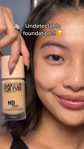 Undetectable, true-to-skin finish for the base today using the @makeupforever  HD Skin Foundation in shade 1Y16! Customizable, buildable coverage with 24hr wear. Available @sephora  #MakeUpForEverPartner #HDSkin #FocusOnMe
