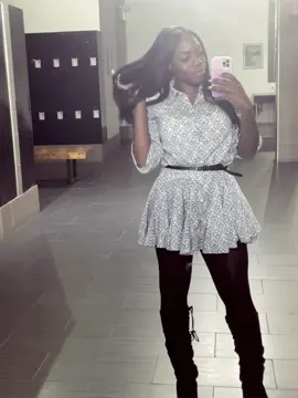 Work bae to gym babe  #wellnesscompeititor #gymbabe #bodybuilding #fitchick #ebonyfitness #ebonyfit #ebonyfitfreak #gymgirl #blackfitgirls #gymoutfitideas #workoutfits #blackwomen #businesscasualoutfits 