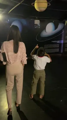 นิลันดอน