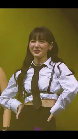 I'm sure noze will catch the audience's attention again , I watch this video again. It's a happy dance, but I want to cry. #heymama #noze 