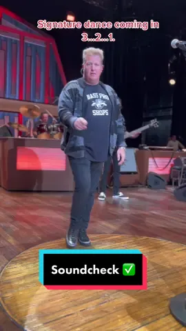 A good time was had @bassproshops x @opryofficial 🤘#countrymusic #lifeisahighway 