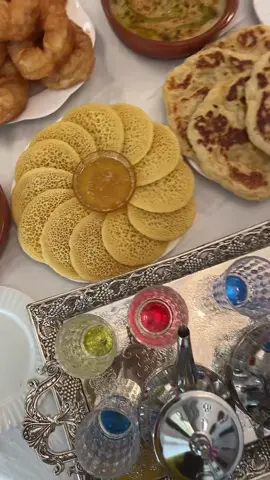 #petitdejeunermarocain #baghrir #bissara #sfenj #sfenjmaroc #mkhamer #themarocain #thealamenthe #maroc #marocaine🇲🇦 #فطور_مغربي #فطور_بلدي #بوشيار #بغرير #سفنج #سفنج_مغربي #بيصارة_مغربية #اتاي #اتاي_مغربي #اتاي_بالنعناع #مخامر #بغرير_سريع #المطبخ_المغربي #الاكل_المغربي #شهيوات_بلادي #شهيوات 