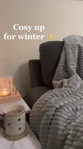Cosy up this Winter with our oh so warm corduroy fleece blanket! Coming to TikTok shop very soon!! Meanwhile click the link in our bio to shop!! #Home #homedesign #bedding #cosyblanket #cosyfleeceblanket #homedecor #whatsnew2022 