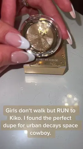 For all my makeup lovers. @kikomilano #fyp #foryoupage #fyfyfy #urbandecay #spacecowboy #urbandecayspacecowboy #kikomilano #holidaymakeup #cleangirl #cleangirlaesthetic #dontwalkrun #asbeautyglamm 