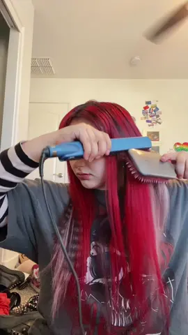 how i put in my @RunatureHair clip in extensions with short hair:D #StemDrop001 