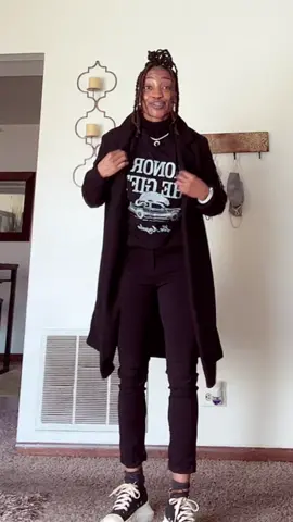 First game of the season. Coach Bre back in effect 🤫 #fyp 