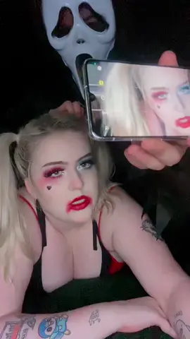 Goddam 😩 #ghostfacechallenge #ghostface #harleyquinn #halloween 