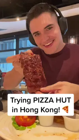 Trying PIZZA HUT in Hong Kong! #pizzahut #pizza #travel #Foodie #hongkong 