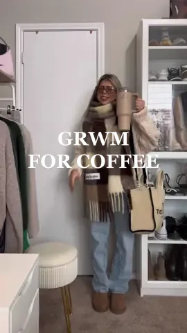 Get dressed with me in a cozy & casual outfit for the coffee shop ☕️🤍 Its finally below 60 here so another ugg slippers outfit ofc!#grwm #OOTD #fall #fashion #outfit #inspo #cozy #cute #style #coffeeshop #aesthetic #pinterest 