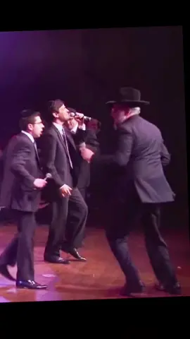 Replying to @drspencerreidfanpage 💫💫💫 what a performance this is. The first and only reunion on stage for MBC (for now....). What could possibly happen with 30 generational MBC soloists on one stage, other then what actually did happen... #miamiboyschoir #newmusic #talent #vocals 